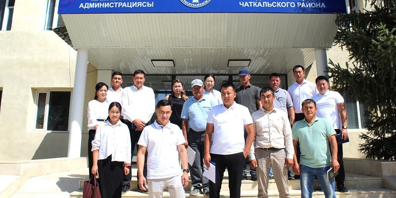 Каныш-Кыя айылында иштеп жаткан уюмдар үчүн финансылык сабаттуулук боюнча көчмө лекция